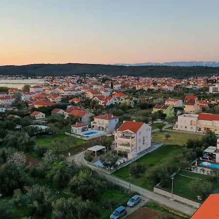 Suncica Ζαντάρ